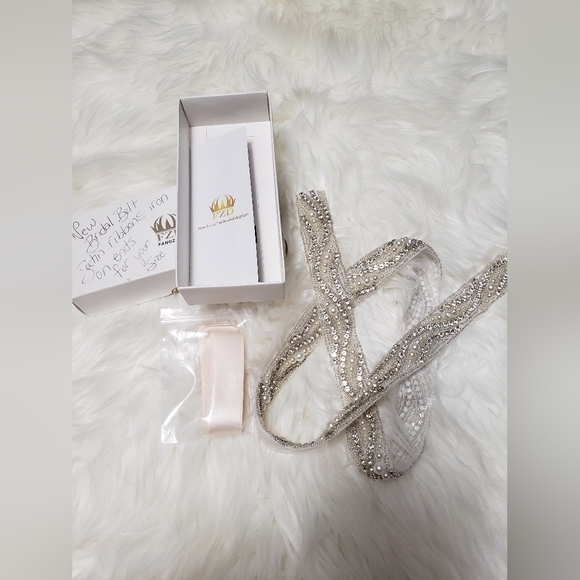 Rhinestone Pearl Bridal Belt - Picture 5 of 8